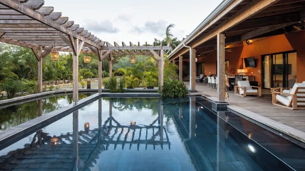 Unclassified image, 1 of 32, button - Villa Koi - Tropical Garden (Les Terres Basses)
