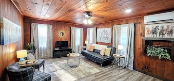 Family Cottage | Living area