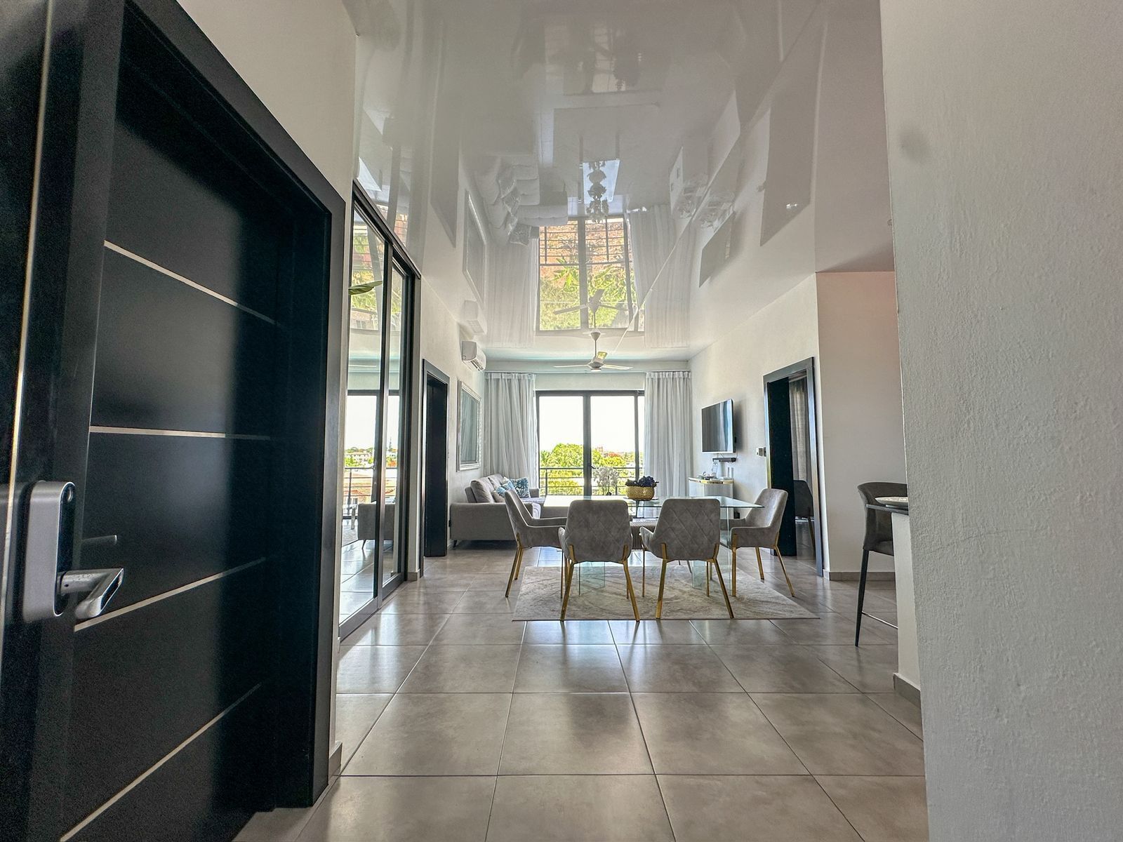 Foto - Instyle Residences at RIZZ SUITES