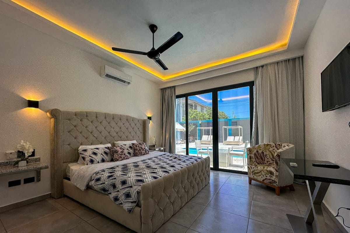 1 bedroom, premium bedding, in-room safe, individually decorated