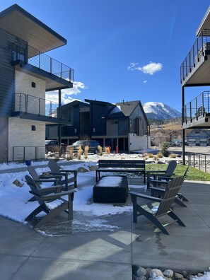 Exterior - River West (Silverthorne)