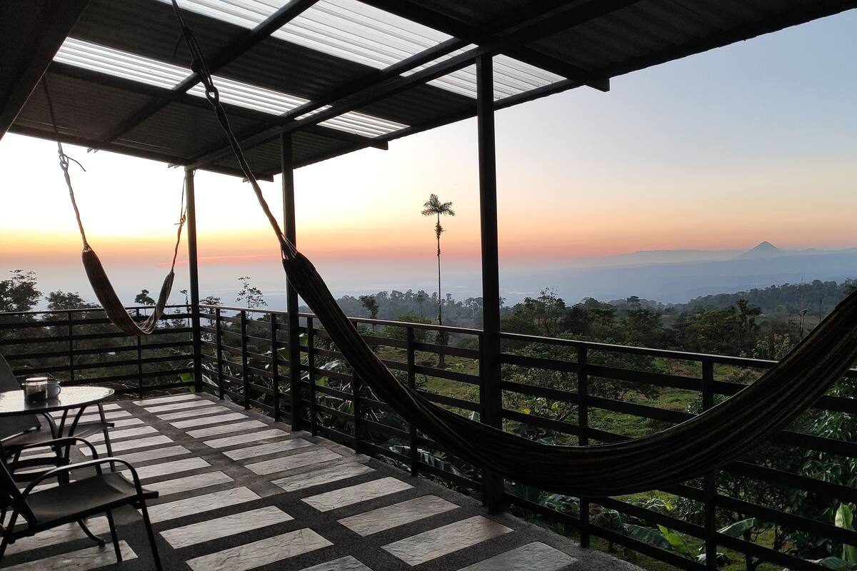 Sunrise Arenal Volcano View | 테라스/파티오