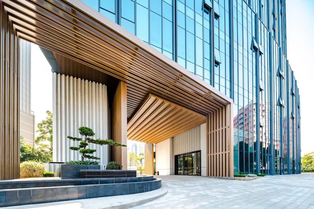 Holiday Inn Zhuhai City Center by IHG
