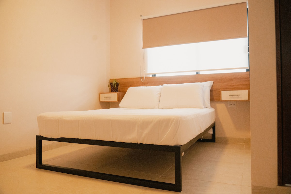 Standard Double Room | Hypo-allergenic bedding available, desk, laptop workspace, WiFi (free)