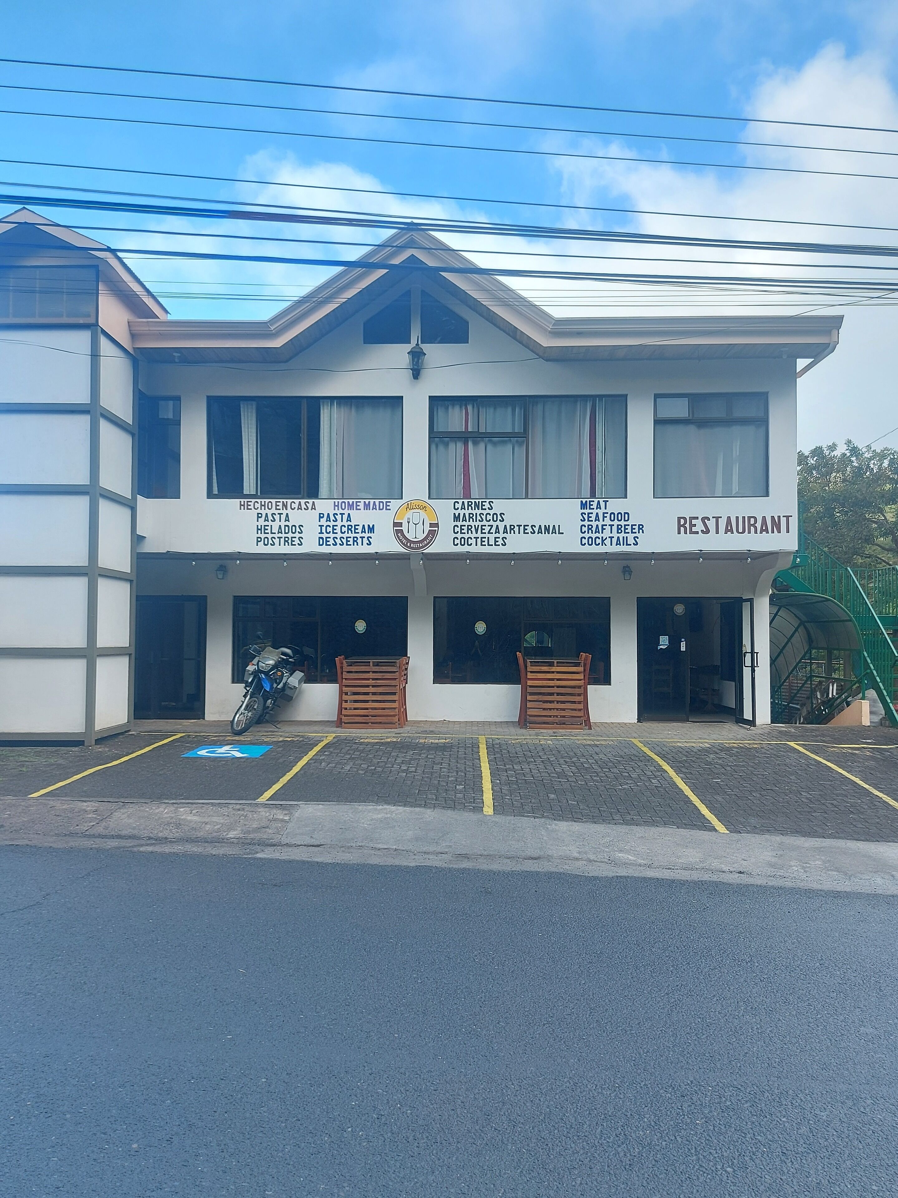 Foto - Alisson Hotel & Restaurant