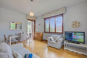 Apartment | 2 bedrooms, WiFi