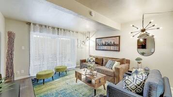 Condo, Multiple Beds, Patio, Garden View (Westfield Wonder) | Interior