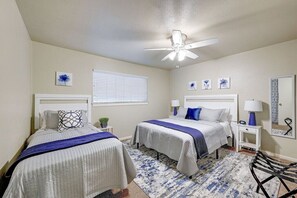 Condo, Multiple Beds, Patio, Garden View (Westfield Wonder) | 2 bedrooms, individually decorated, individually furnished, free WiFi - Centrally Located in Historic Tarrytown (Austin)