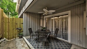 Condo, Plusieurs lits, patio, vue sur le jardin (Westfield Wonder) | Terrain de l’hébergement 