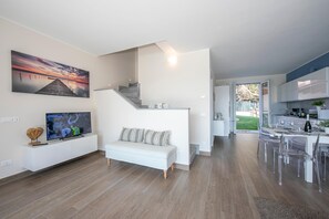 Villa | 3 bedrooms, Internet