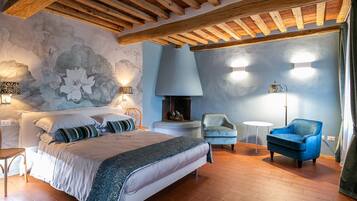 7 bedrooms
