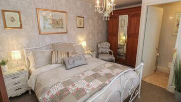 Cottage | Interior