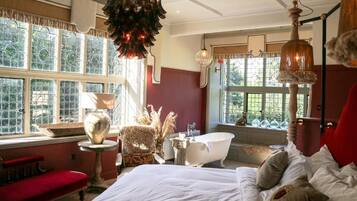 Egyptian cotton sheets, premium bedding, pillow-top beds, free minibar