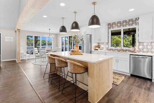 Whiskey Sunsets: Stunning Peninsula Retreat with Panoramic Lake Views, Dock, Hot Tub, and More!