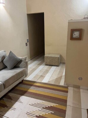 Casa família | Sala de estar | TV LED 38 polegadas com canais digitais, TV