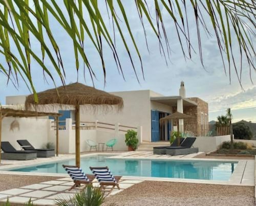 LOS PALMITOS HOUSE IN RURAL ENVIRONMENT