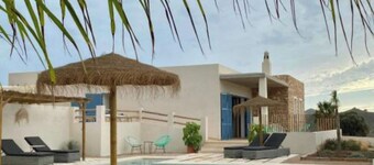 LOS PALMITOS HOUSE IN RURAL ENVIRONMENT