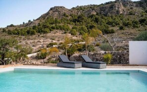 Piscine extérieure, piscine chauffée