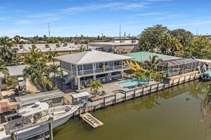 Exterior - Coco Palms Oasis! Easy access to the Gulf! (Marathon)