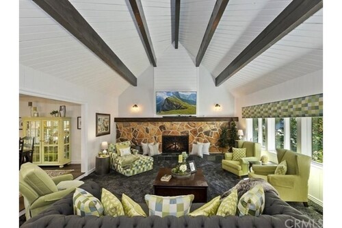 BEAUTIFULLY REMODELED HOME