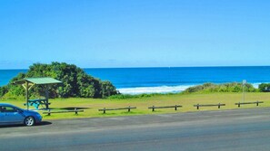 Beach - Edgewater 2 - Lifestyle Yamba (YAMBA)