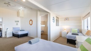 Unclassified image, 4 of 28, button - Leightons Cottage - Lifestyle Yamba (YAMBA)