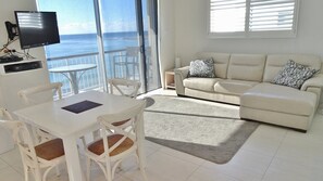 TV - Craigmore on the Beach Unit 12 - Lifestyle Yamba (YAMBA)
