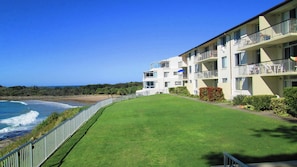 Exterior - Craigmore On The Beach Unit 12 - Lifestyle Yamba (YAMBA)