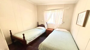 2 bedrooms