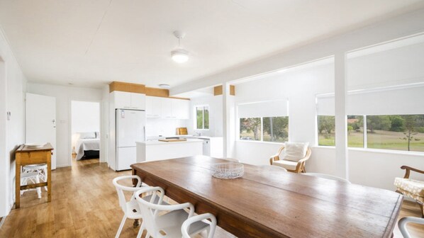 Interior - 37 Queen Street - Lifestyle Yamba (YAMBA)