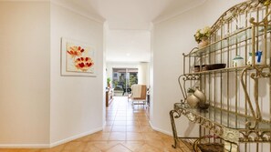 Interior - Meridian 9 - Lifestyle Yamba (YAMBA)