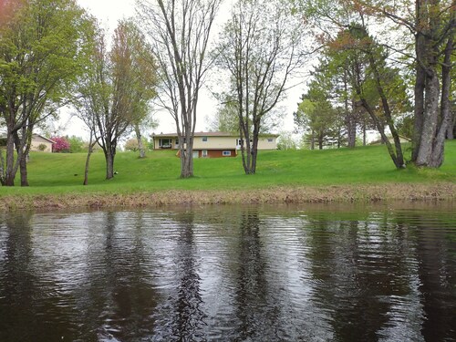 My Mother's House - A quiet home on the Michigamme River