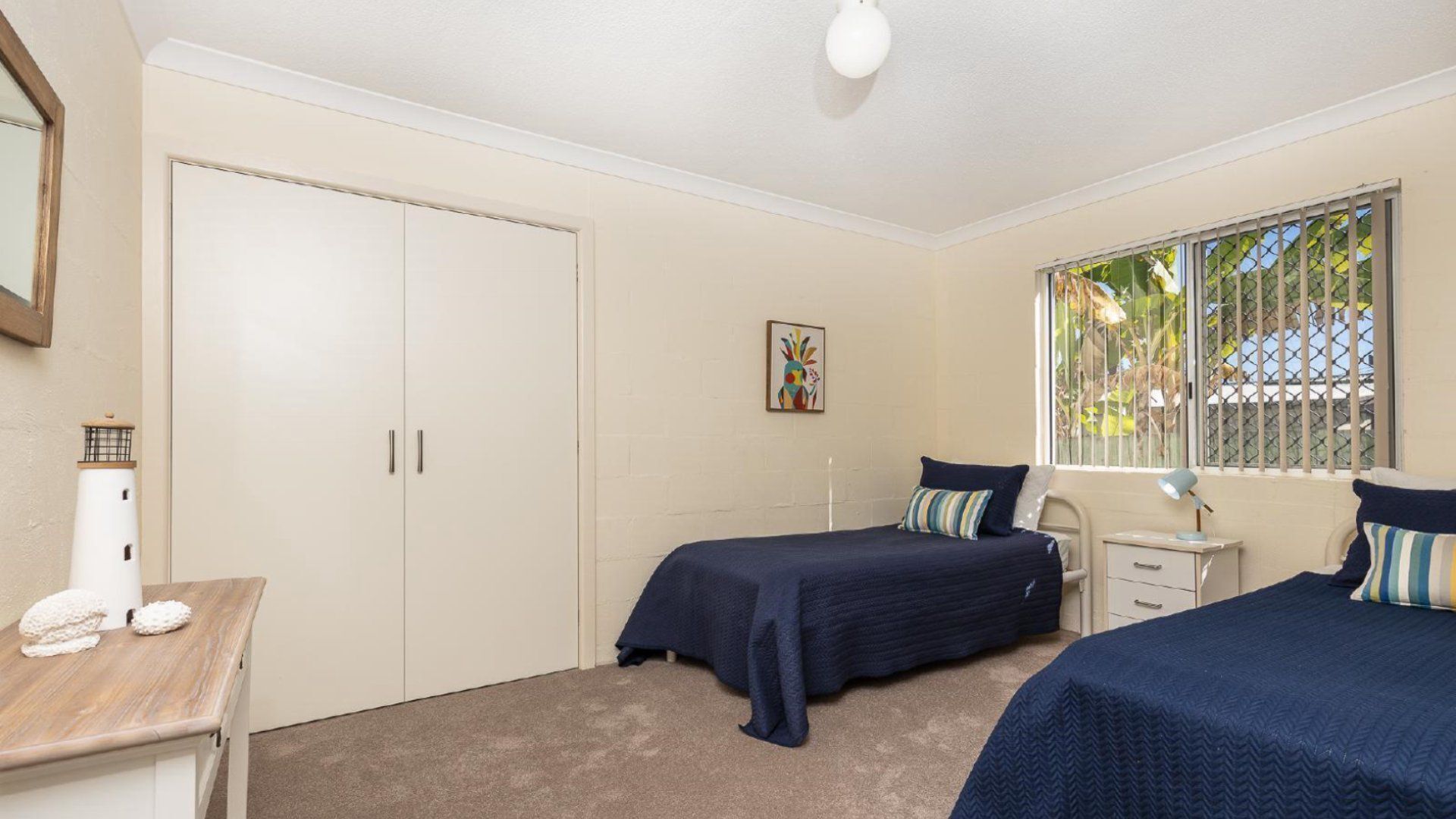 2 عدّة غرف نوم ومكواة/لوح كي وواي فاي