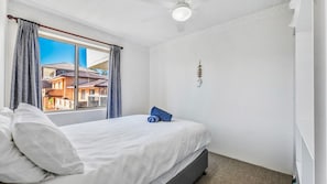 2 bedrooms, bed sheets
