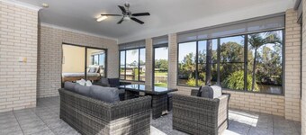 Newport Retreat Yamba