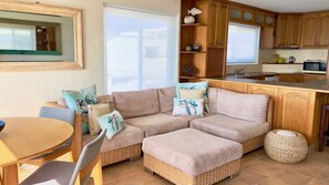 Interior - Suncrest 4 - Lifestyle Yamba (YAMBA)
