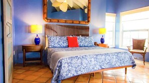 5 habitaciones, tabla de planchar con plancha, wifi y ropa de cama 