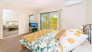3 bedrooms, bed sheets