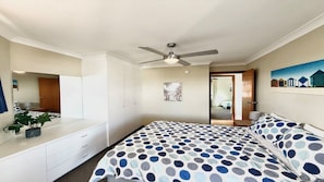 2 bedrooms, iron/ironing board