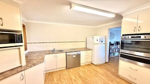 Microwave, oven, dishwasher
