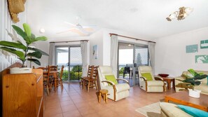 Interior - Romiaka Unit 5 - Lifestyle Yamba (YAMBA)