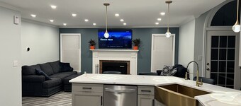 4 min drive to the beach