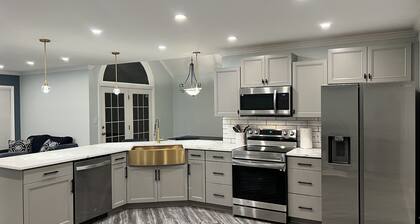 4 min drive to the beach