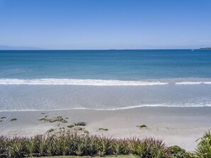 Beach - Stunning Beachfront Villa, Fully Staffed w/ access to St Regis, 4 Seasons & More (Punta Mita)
