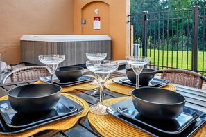 Terrace/patio - Newly Renovated Stylish Villa, With Star Wars, Mickey and Safari Themed Rooms #3tv4706 (Kissimmee)