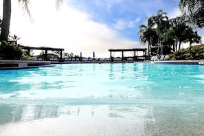 Outdoor pool - Newly Renovated Stylish Villa, With Star Wars, Mickey and Safari Themed Rooms #3tv4706 (Kissimmee)