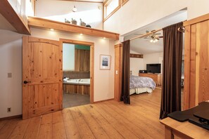 8 habitaciones, tabla de planchar con plancha y wifi gratis