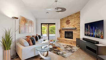 House, Multiple Beds, Pool Access, Mountain View (Casa de Arcos) | Living area | 50-inch flat-screen TV with digital channels, fireplace