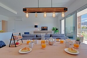 Apartment | 2 bedrooms, WiFi