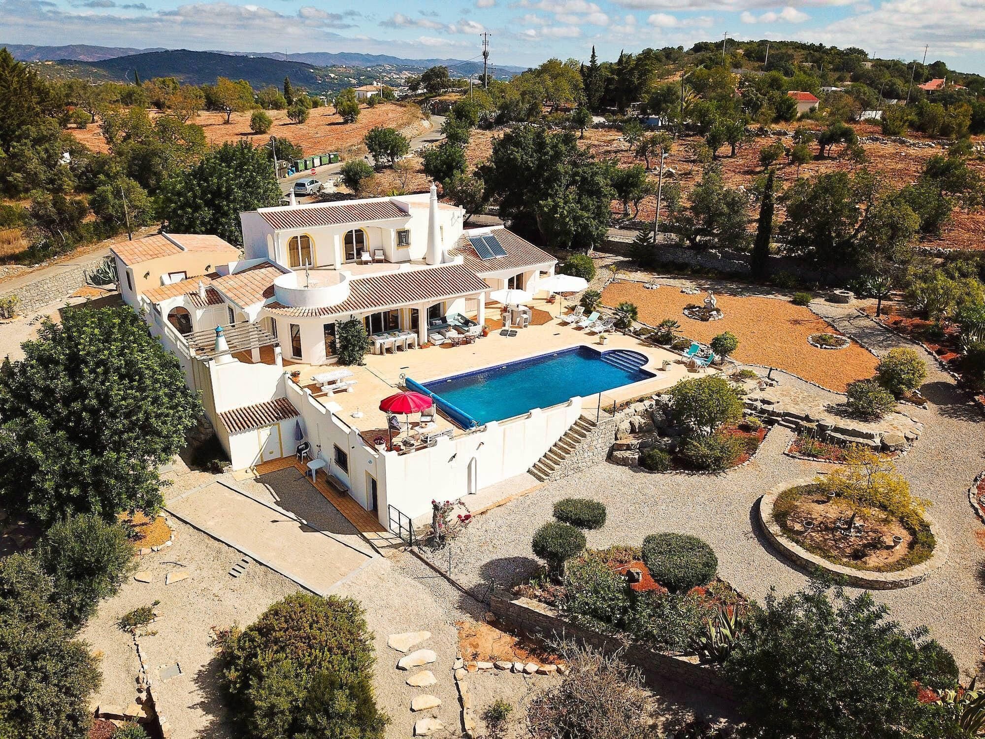 别墅 | 4 多间卧室